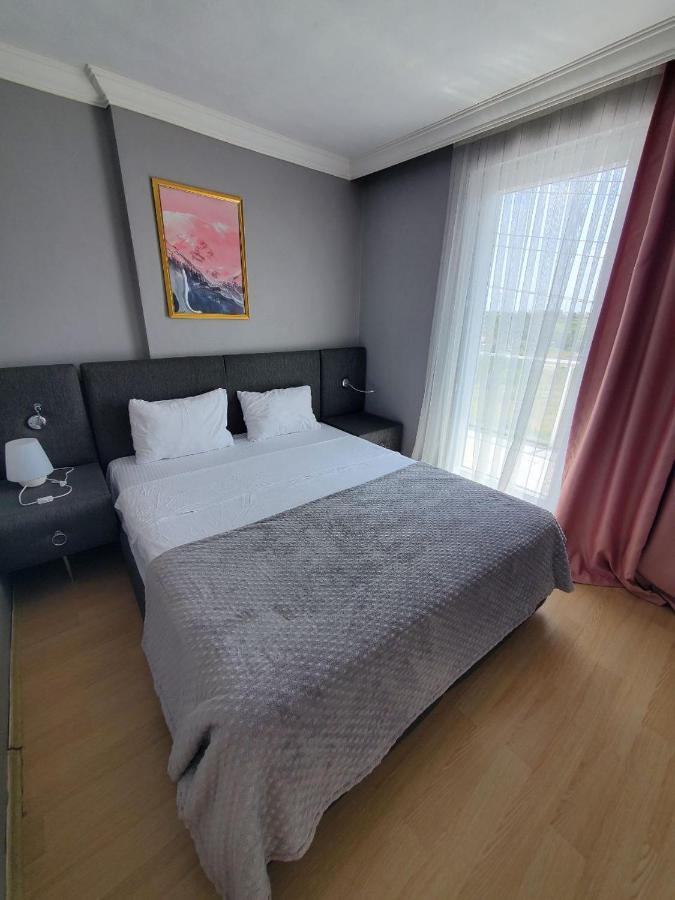 5 Mins To Airport Private Villa Room Istambul Exterior foto